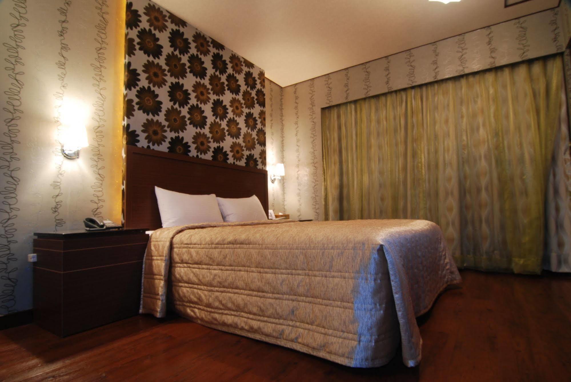 Beckham Motel Luzhu Buitenkant foto